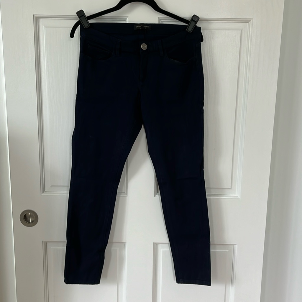 Guc: Banana Republic Sloan Slim Fit Navy Pants. Size 4.